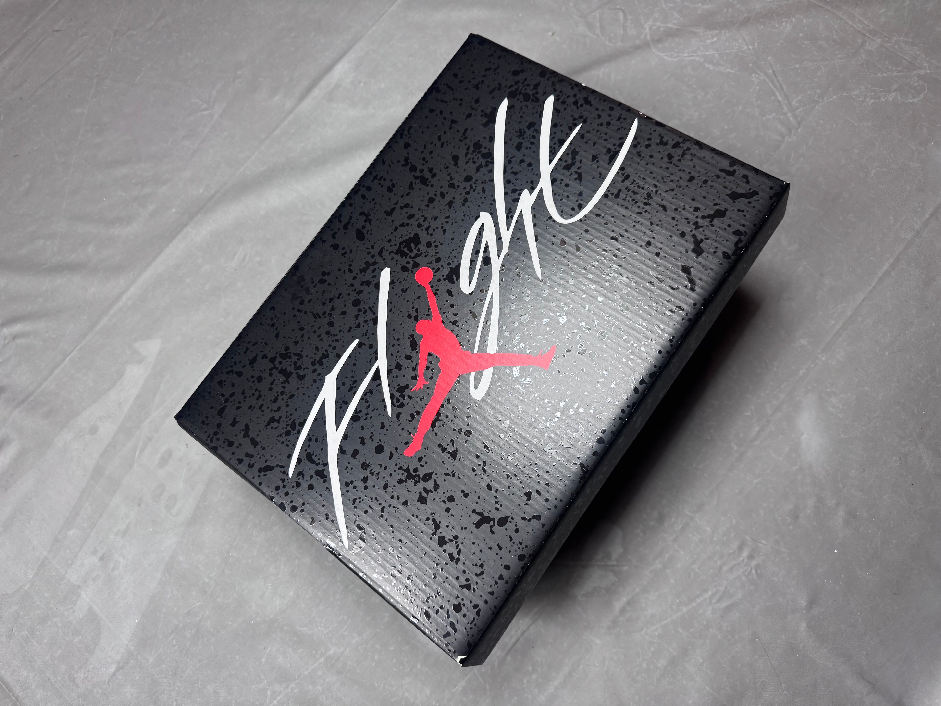 Air Jordan 3 "White Cement Reimagined" - Importación