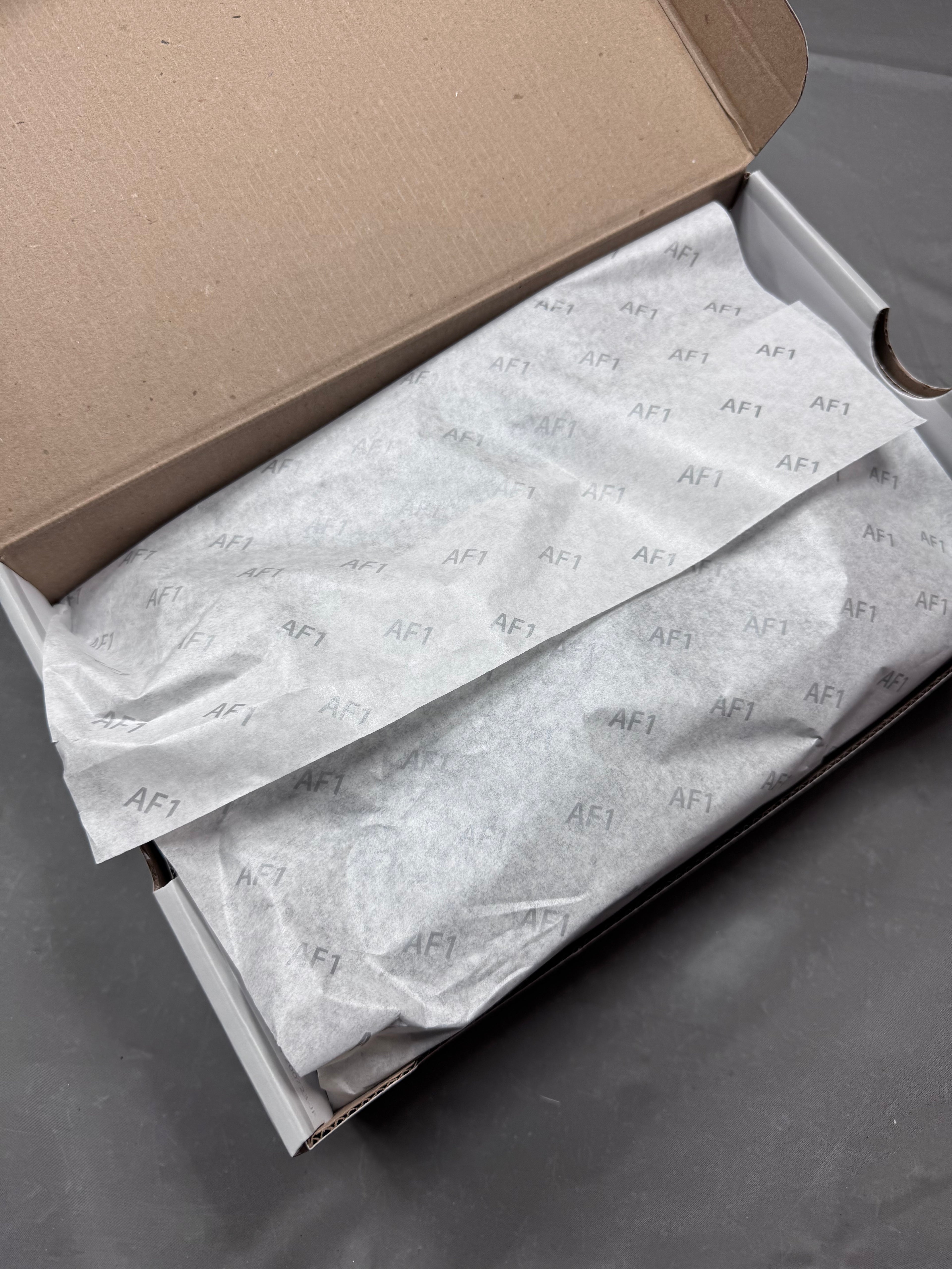 Air Force 1 “Carbon” - Importación