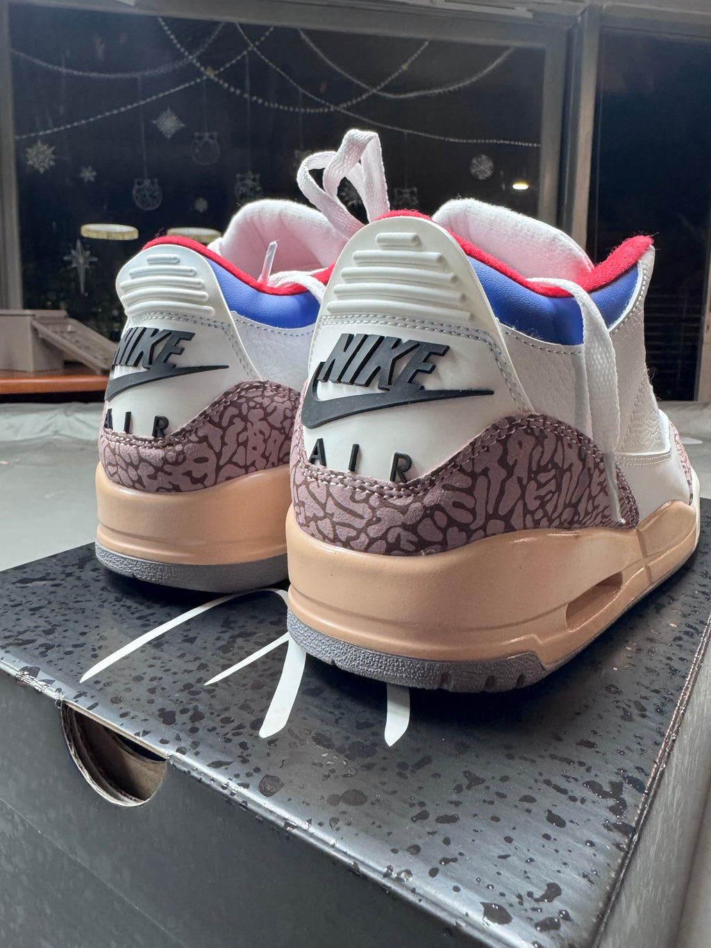 Air Jordan 3 Retro 'Seoul 2.0' - Importación