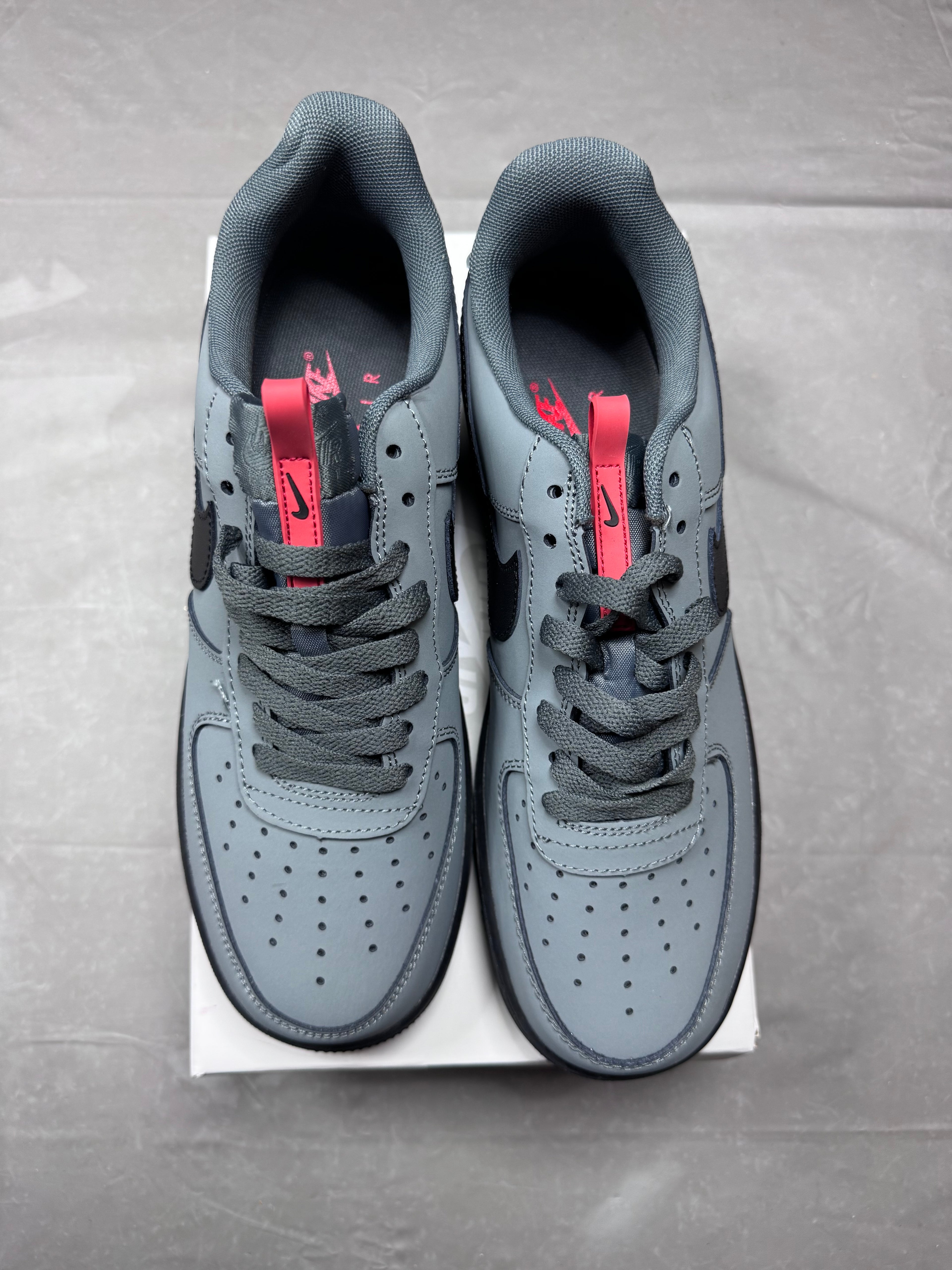 Air Force 1 “Carbon” - Importación