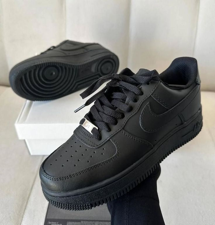 Air Force 1 Negros Importación